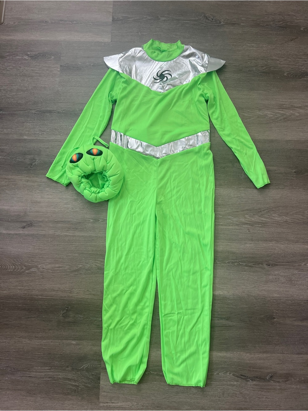 NEW Hyde & EEK! Kids Alien Cosmic Explorer Halloween Costume Glows Blacklight L